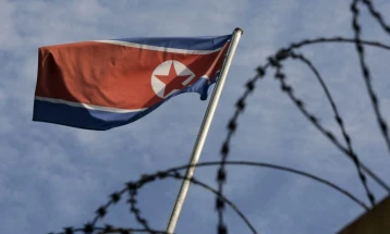 Северна Кореја вели дека нејзиниот нуклеарен статус е неповратен