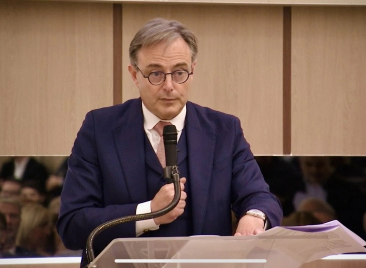 Де Вевер го осуди откажувањето на настапот на израелскиот диригент Шани во Гент 