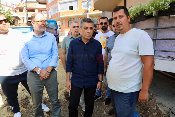 Mexhiti: Pas përfundimit të punimeve nëntokësore, vijon asfaltimi dhe ndriçimi publik në rrugën 157