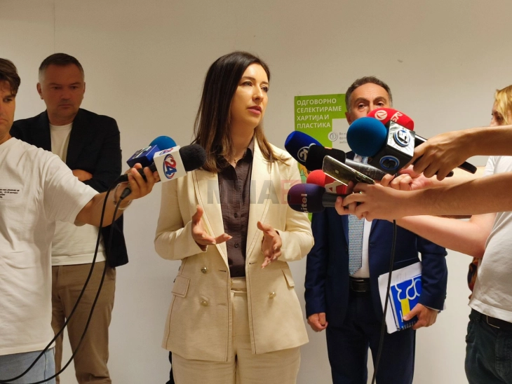 Ginovska: Ka tejkalim të vlerave të lejuara të gazrave në ajër nga zjarri në Trubarevë, ndërsa për praninë e metaleve të rënda do të dihet të premten