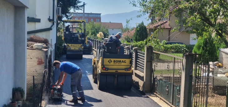 Асфалтирање на улица „400“ во Марино, општина Илинден