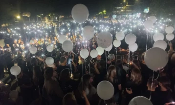 Кочани вечерва сплотено во болка, љубов и заедништво – ѕвездено небо и светлина за 62 ангела