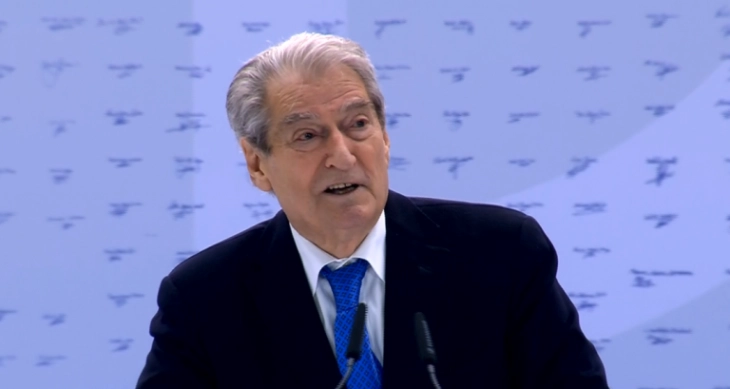 Berisha e dërgon ministren virtuale “Diella” në Gjykatën Kushtetuese