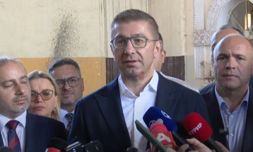 Mickoski: Për një pjesë të tregtarëve ka procedura para institucioneve, sjellja devijante do të reduktohet në minimum