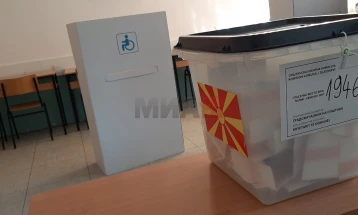 Gjashtë kandidatë për kryetarë të Tetovës dhe dhjetë lista të këshilltarëve