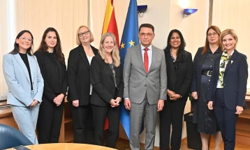 Посета од претставниците на Федералните резерви на Њујорк на Народната банка за зајакнување на меѓународната соработка