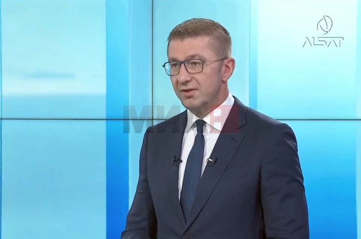 Mickoski: Ka qendra të fuqisë që nuk ia duan të mirën Maqedonisë, qytetarët duhet të jenë në paqe, institucionet po i tejkalojnë sfidat