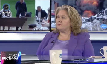 Петровска: Директорите на АНБ и сите засегнати да подлежат на полиграф за наводното следење