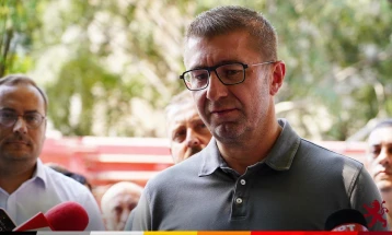 Изјава на премиерот Мицкоски на поставување камен темелник на Дом за стари лица во Општина Зрновци (во живо)