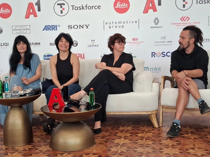  На ИФФК „Браќа Манаки“ претставен дел од тимот на македонскиот филм „Мајка“