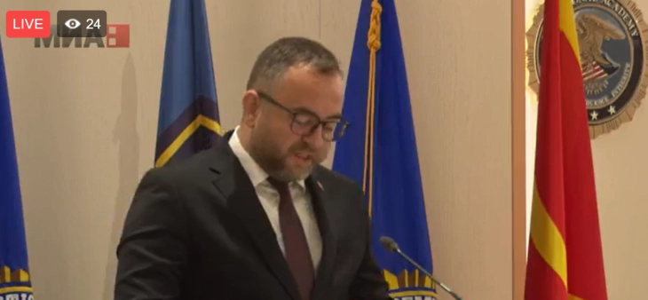 (ВО ЖИВО) Обраќање на министерот Тошковски на ретренинг Конференција на европскиот огранок од Асоцијацијата на националната Академија на Сојузното биро за истраги (ФБИ)