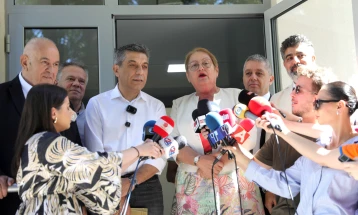 Јаневска: Наставниците во Кочани имаат документи за работа, го расчистивме проблемот