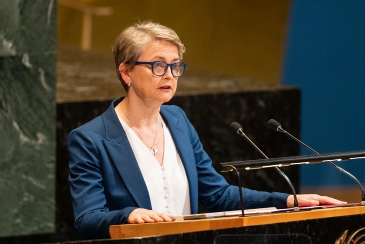 Kuper: Rusia rrezikon konflikt të drejtpërdrejtë me NATO-n