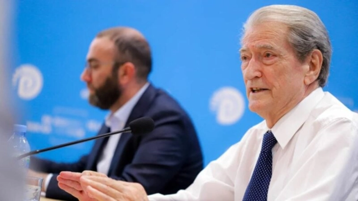 Berisha: Beteja e opozitës hyn në fazë të re, Shqipëria është numër një për larje parash