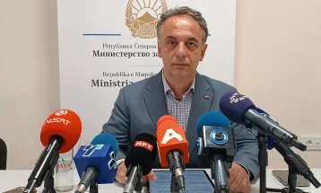 В понеделник се очекува да се комплетира листата со експерти кои ќе утврдуваат дали се вршеле непотребни операции кај пациенти во приватните болници