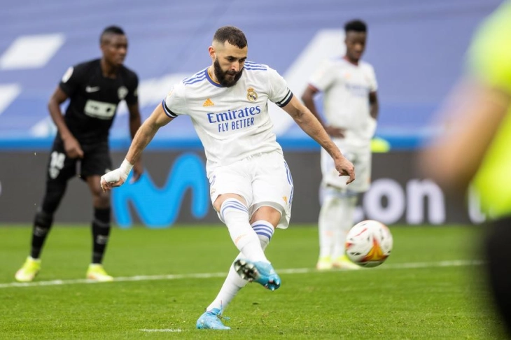 Murinjo dëshiron ta sjell Benzemën te Benfika