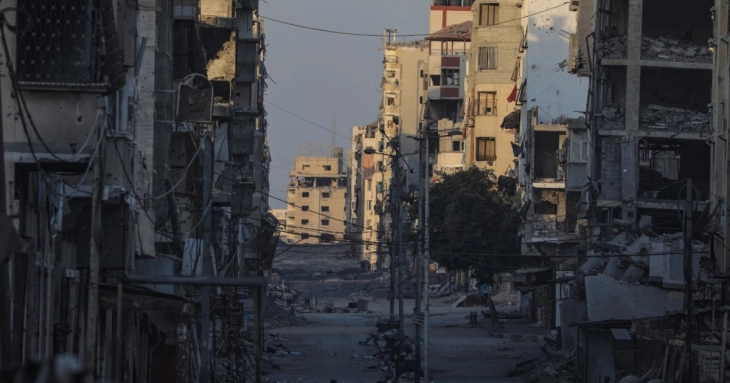 Израелски тенкови влегоа во центарот на градот Газа