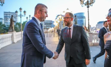 Mickoski dhe Lutkov do të inspektojnë aktivitetet ndërtimore në teatrin e vjetër të Strumicës 