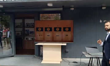 Општина Тетово изработи мобилна апликација за плаќање на паркинг и даноци