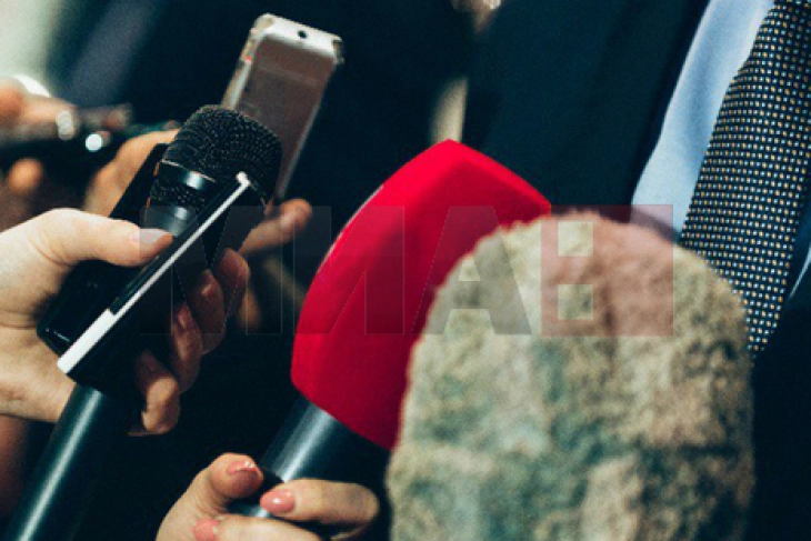 Панел-дискусија: Неусогласеноста на законската регулатива и финансиите главни предизвици за опстанок на малите медиуми