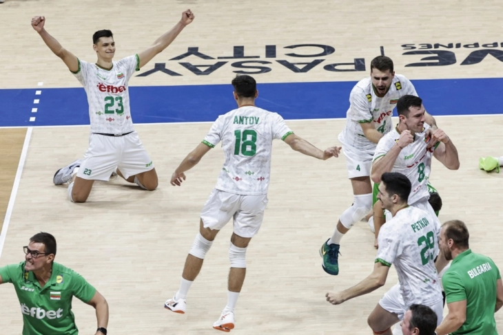 Одбојкарите на Бугарија со пресврт до полуфинале на СП