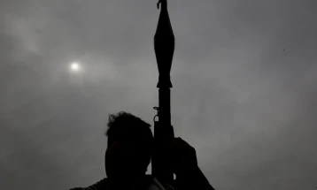 Осуммина убиени и 142 повредени во последните израелски напади врз Хутите во Јемен