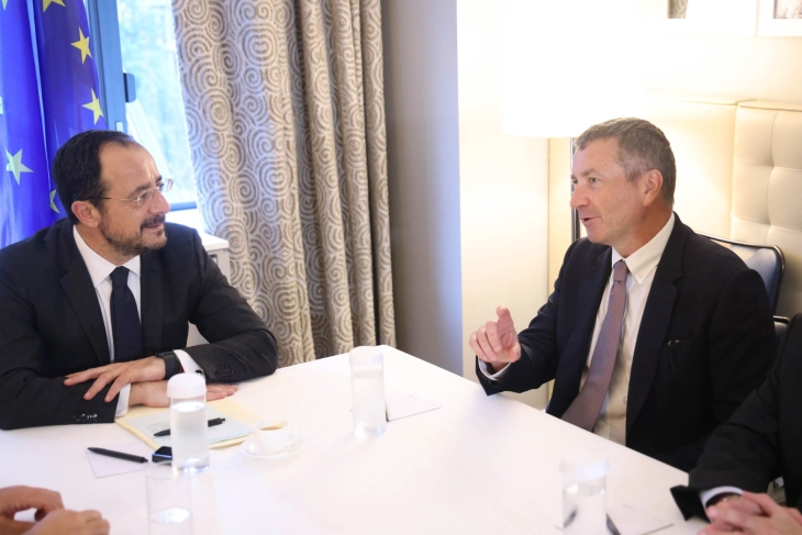 Меѓу осум и девет трилиони кубни стапки е можното количество природен гас во два блока во кипарската ексклузивна економска зона