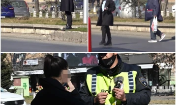 Од денеска казни за пешаците и возачите што користат мобилни и други електронски уреди во сообраќајот