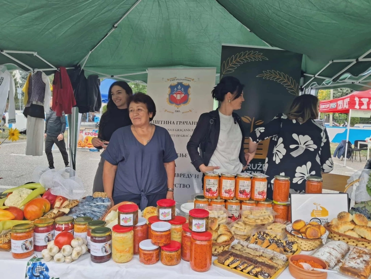 Во Куманово почнаа меѓународните саеми,  на органски и традиционални производи „Органска трпеза“ и  за земјоделство, технологии, храна и преработка „Агро-Мак“