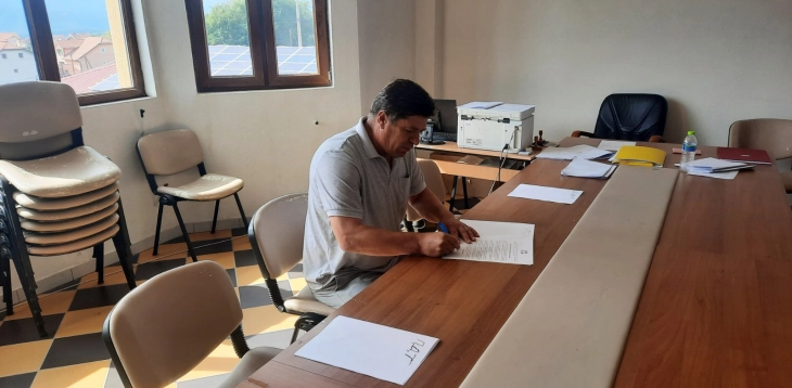 Само еден од тројцата кандидати за градоначалник на Центар Жупа го потпиша кодексот за фер и демократски избори