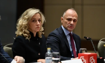 Филипче: Тотална дипломатска изолација на државните претставници во ОН, се губи меѓународната позиција на земјата