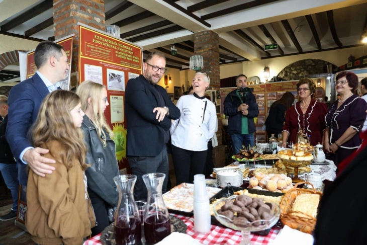 Ljutkov: Number of tourists up by 10 percent, nights spent up by 5.5 percent, tourism is of strategic importance