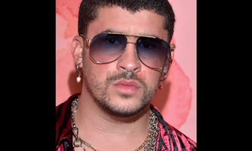 Бед Бани ќе настапи на полувремето на „Супербоул“ во февруари