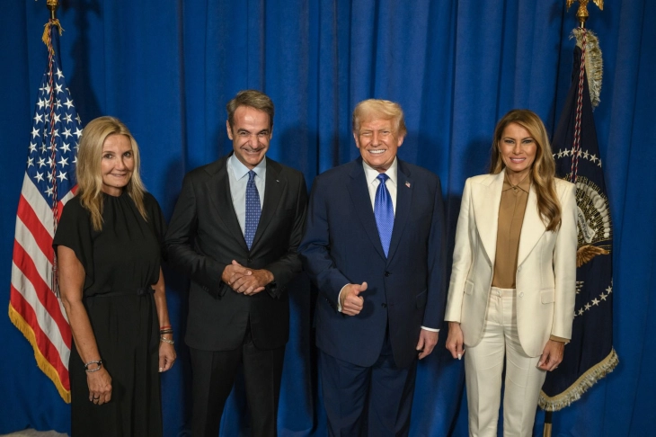 Маринакис демантира дека фотографијата на Мицотакис со Трамп е лажна