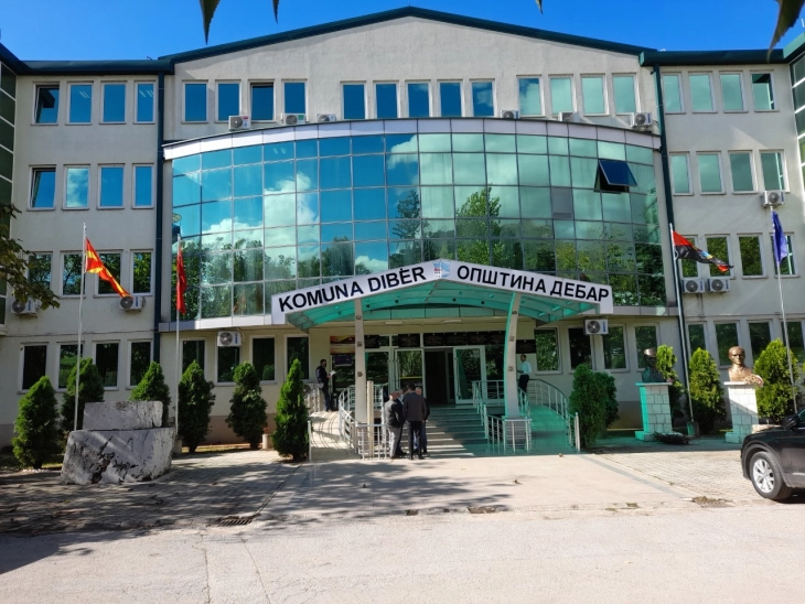 Në Dibër VMRO-DPMNE do ta mbështesë kandidatin e VLEN-it, në Qendër Zhupë të PDT-së, LSDM ua lë qytetarëve të votojnë sipas bindjeve të veta