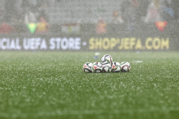 Одложен натпревар во Примера поради лошо време