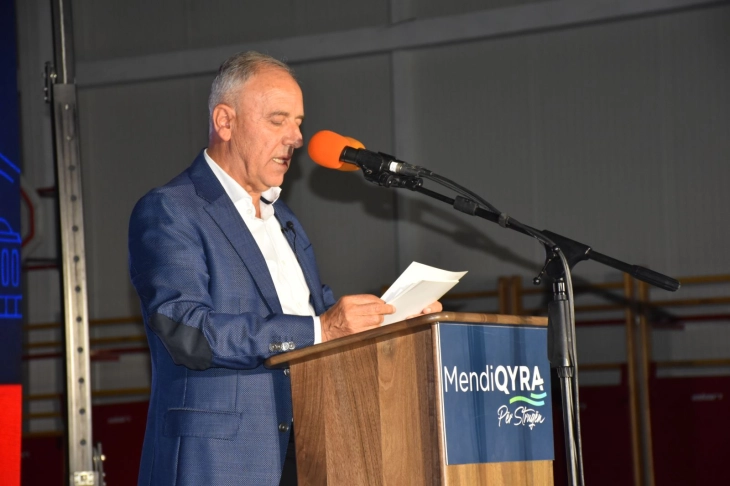 Kandidati i pavarur për kryetar të Strugës, Mendi Qyra fushatën e filloi në Llabunisht