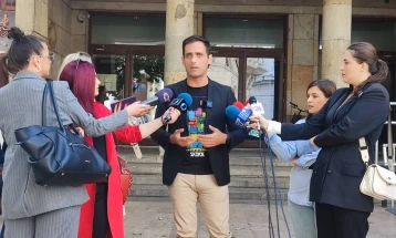 Мециновиќ: Кампањата на Левица се сели на улица по забраната за рекламирање