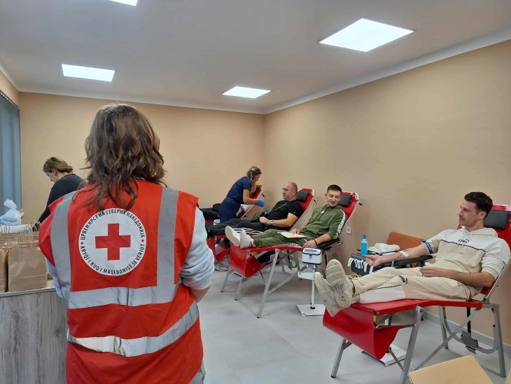 Крводарителска акција во Куманово, собрани 22 крвни единици