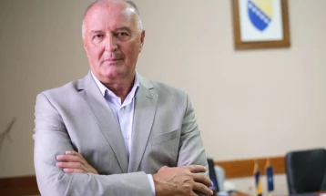 Министерот за одбрана на Босна и Херцеговина, Зукан Хелез во официјална посета на Министерството за одбрана