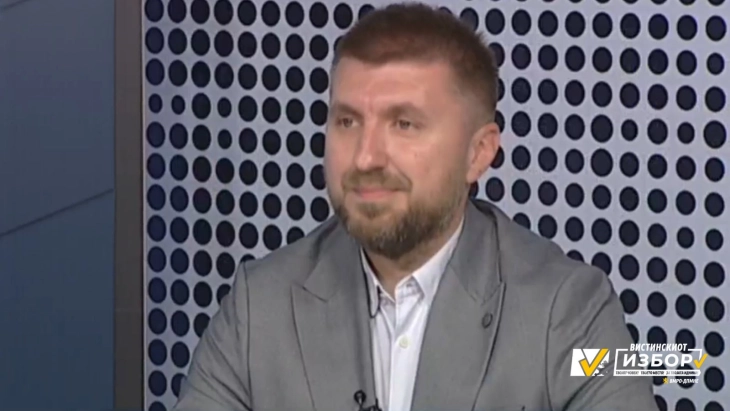 Митески: Предвидуваме изградба на гасна когенеративна централа, зајакнување на инспекциските служби, дежурна линија и тимови за интервентно чистење на диви депонии