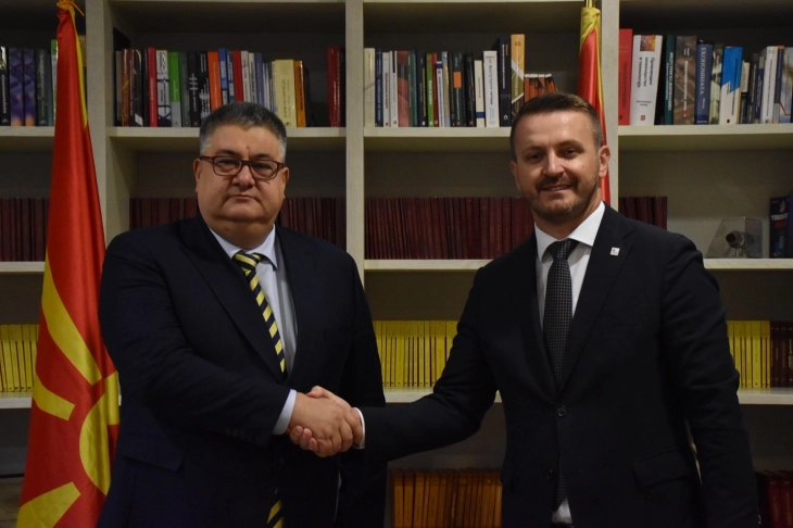 Minchev - Dukaj: Strengthening of public administration through regional cooperation