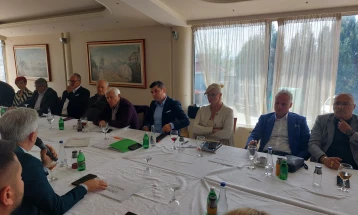 Прилепските стопанственици бараат адаптирање на дуалното образование според потребите и заштита на домашното производство