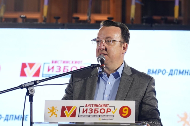 Николоски: ДУИ уште сонува дека може да ги диктира политичките услови во Македонија, а ќе остане во длабока опозиција