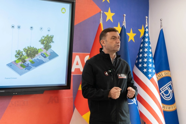 Бујар Османи формира јавно претпријатие за хигиена „Чист Чаир“ со 120 работници и целосна механизација