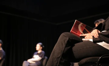 Промоција на книгата „Драмолетање“: Без македонска драма нема македонски театар