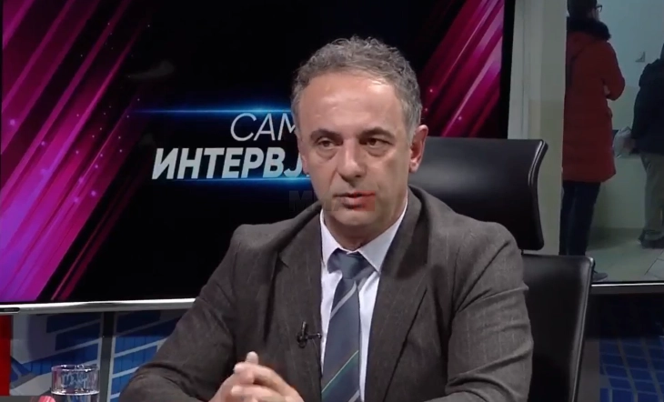 Aliu: Qendra Klinike 