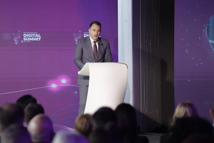 Andonovski: m.Uslugi - aplikacion që e mban Maqedoninë në pëllëmbë të dorës