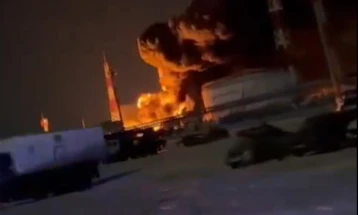 Ukraine launches new attack on refinery by St Petersburg