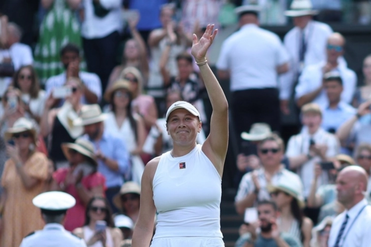 Amanda Anisimova beats Coco Gauff to reach China Open final